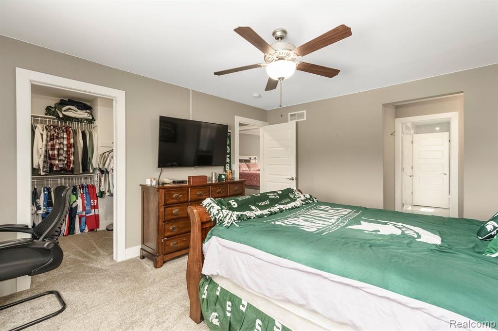 54678 BLACK HILLS Lane, Utica, MI 48316 — Photo 55