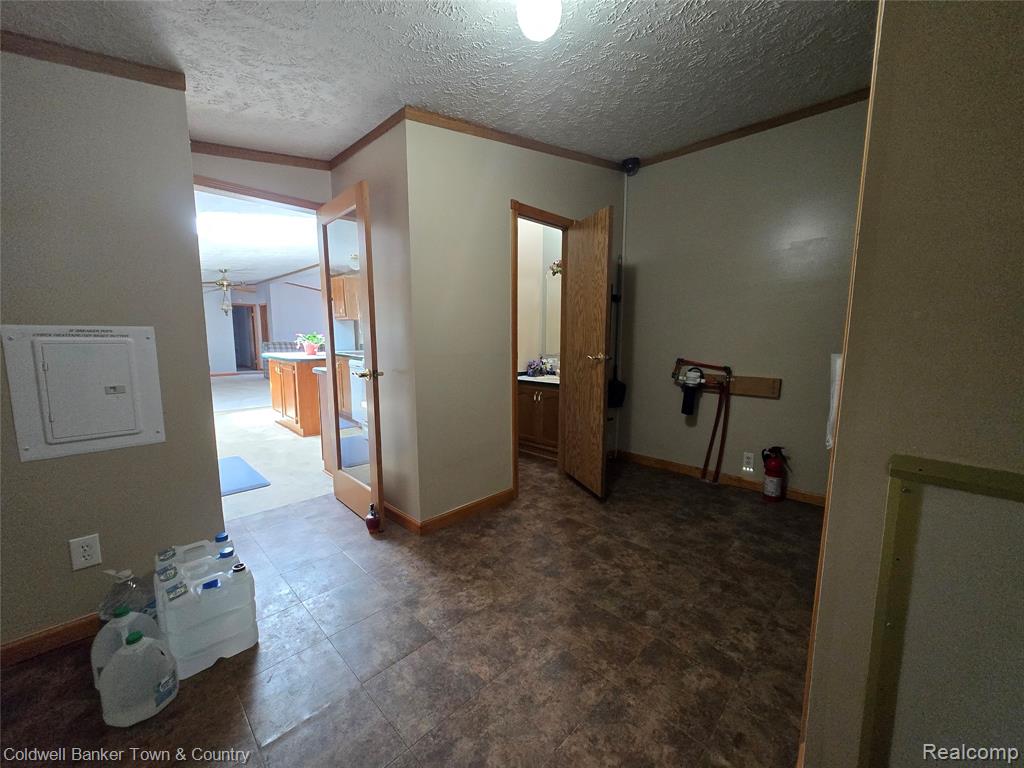 9740 Russell Street, Northville, MI 48167 — Photo 33
