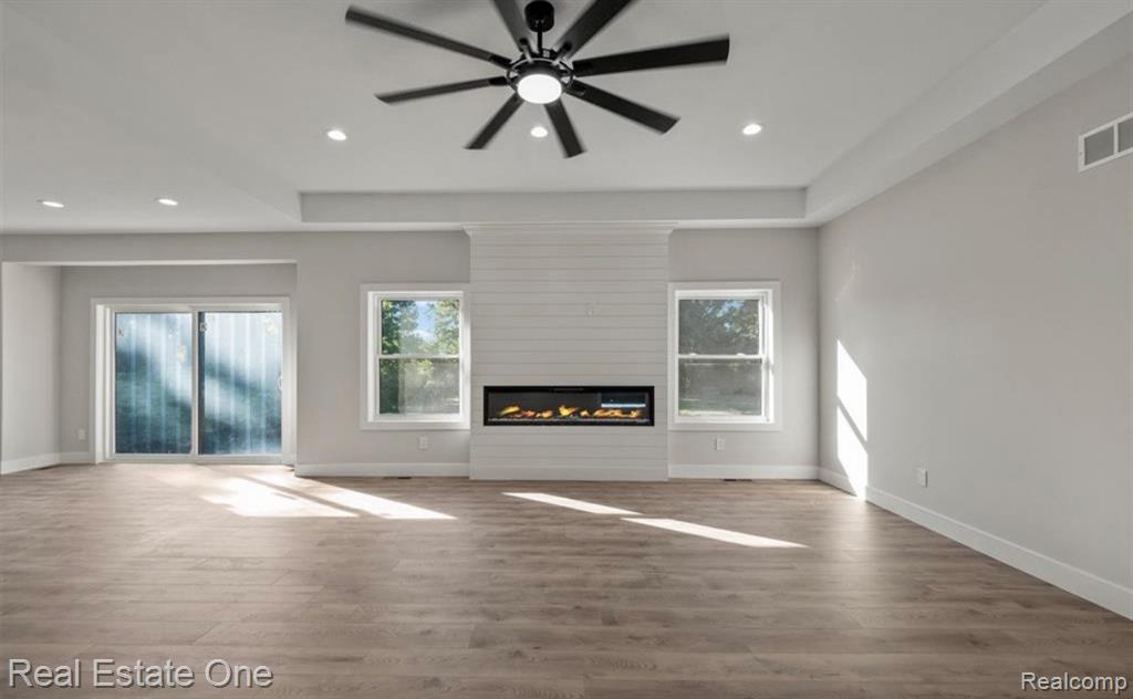 5636 Paris Drive, Sterling Heights, MI 48310 — Photo 7