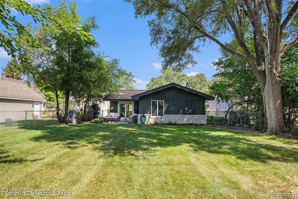608 Parkdale, Rochester, MI 48307 — Photo 13