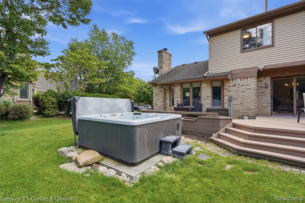 47008 Cider Mill Drive, Novi, MI — Photo 54