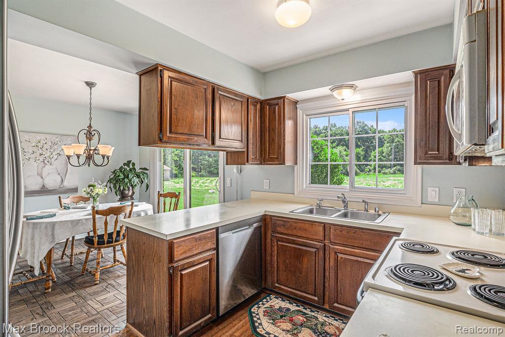 8515 Kier Road, Clarkston, MI 48348 — Photo 12