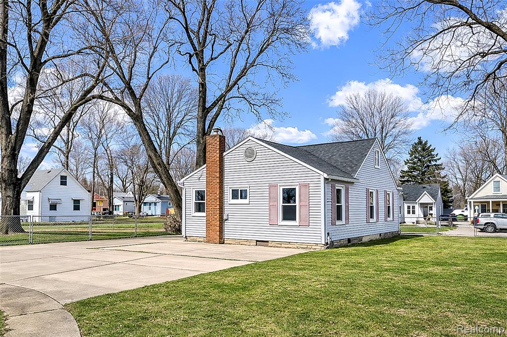 7451 Cavell Street, Westland, MI — Photo 5