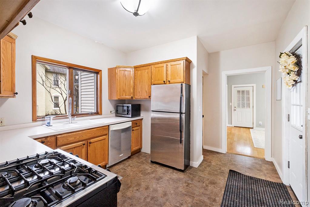 209 N Marquette Street, Durand, MI 48429 — Photo 8