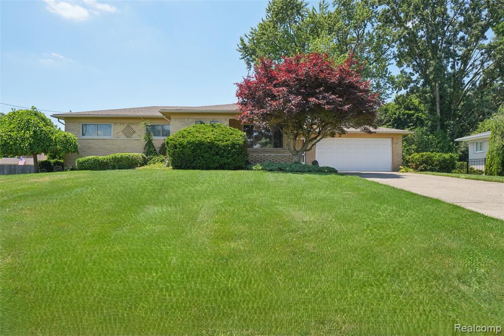 54829 Starlite Drive, Shelby Twp, MI 48316 — Photo 37