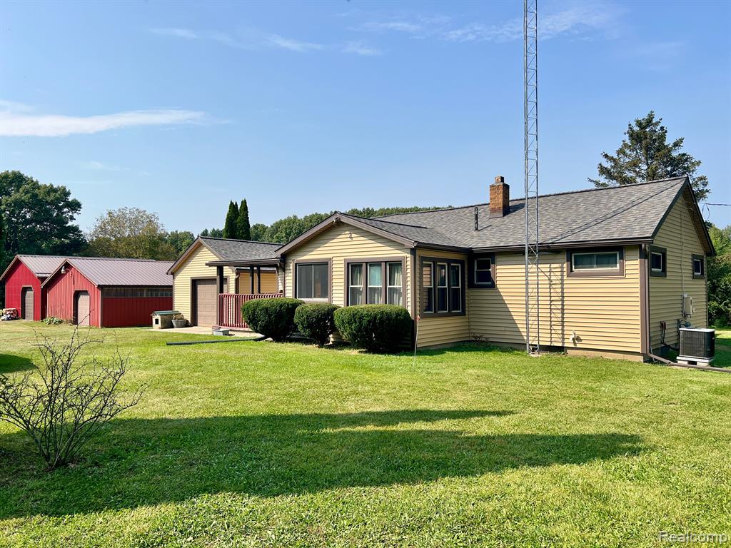 5589 CLEAR LAKE Road, North Branch, MI 48461 — Photo 8