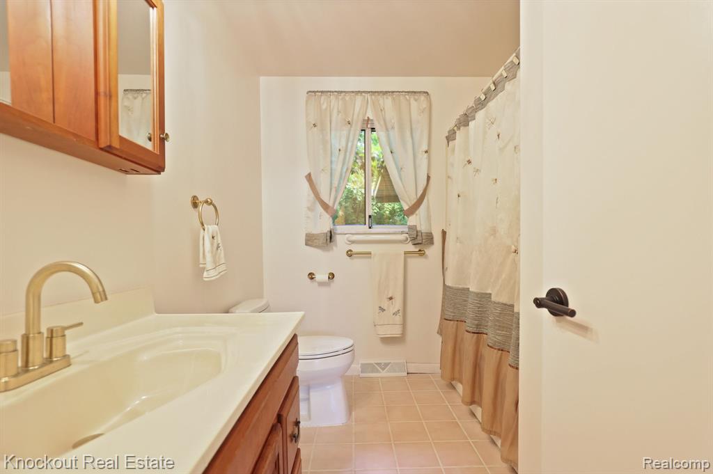 4861 Dorothy Street, Vassar, MI 48768 — Photo 21