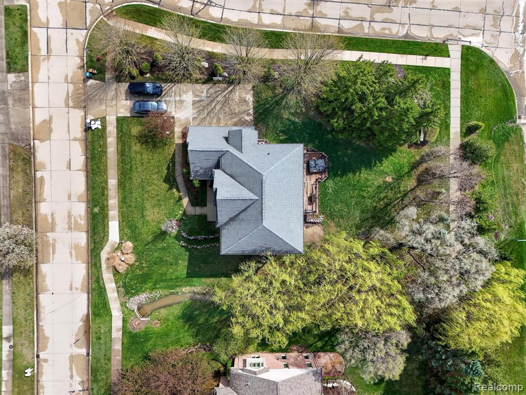 48877 Wildwood Court, Plymouth, MI 48170 — Photo 45