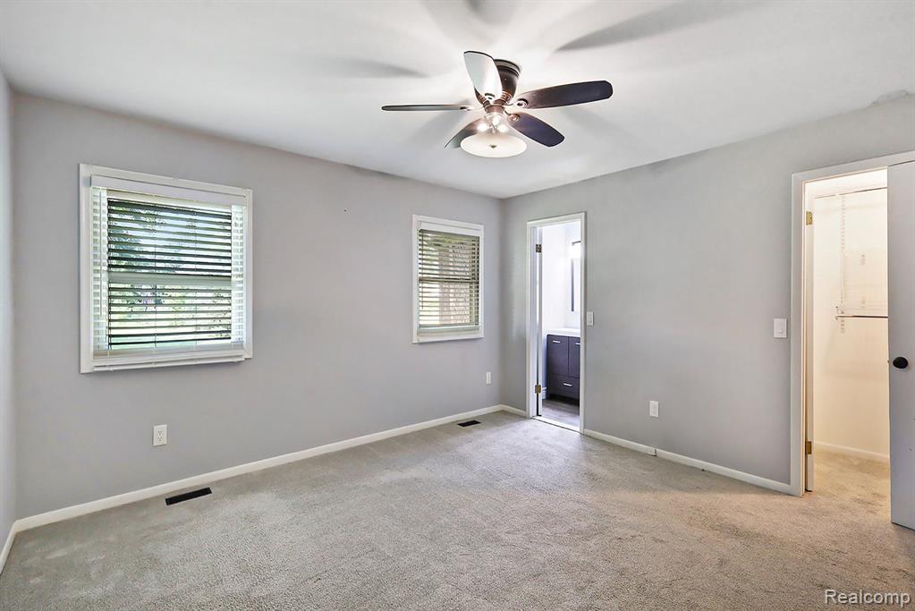 5392 Orchard Crest Drive, Troy, MI 48085 — Photo 14