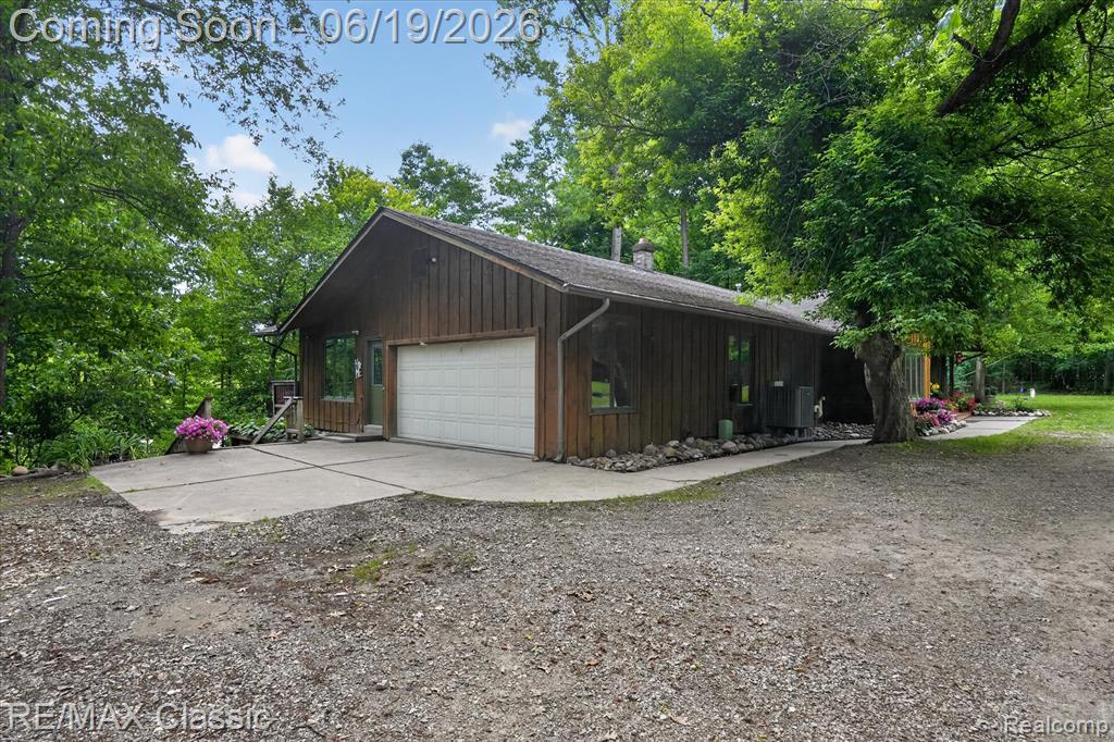 12189 Gage Road, Holly, MI 48442 — Photo 62