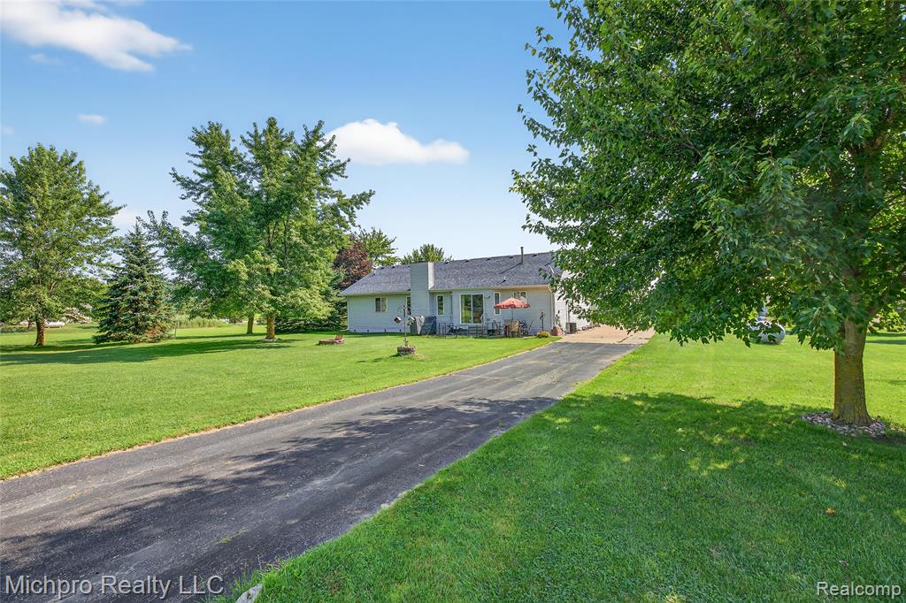 4411 Breen Road, Emmett, MI 48022 — Photo 33