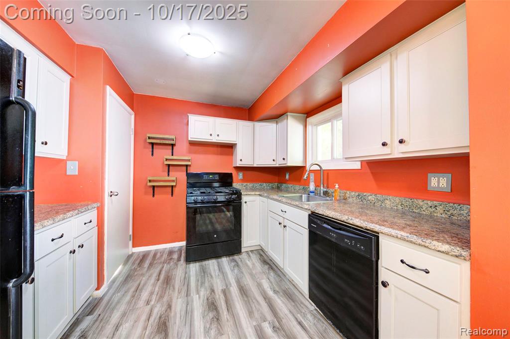 838 Westwood Drive, Fenton, MI 48430 — Photo 7