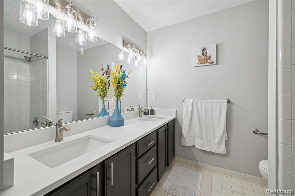 45516 VIOLET Lane, Novi, MI — Photo 28