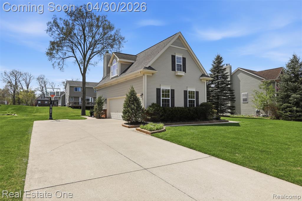 143 Blackberry Drive, White Lake, MI — Photo 2
