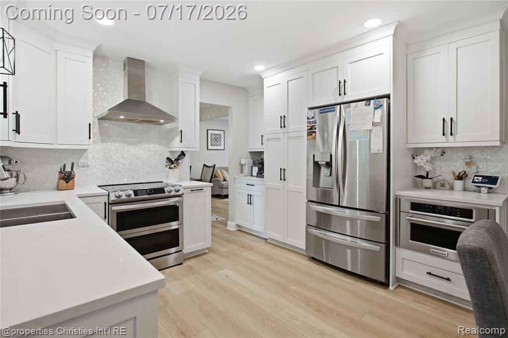 5569 Tadworth Place, West Bloomfield, MI — Photo 12