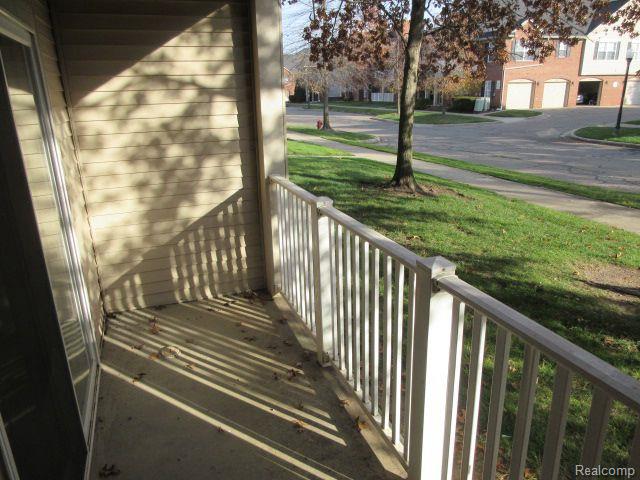 4192 BERKELEY Avenue, Canton, MI 48188 — Photo 8