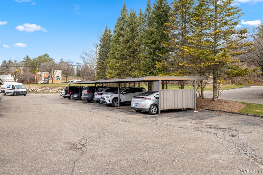 705 Randolph Street - Photo 2