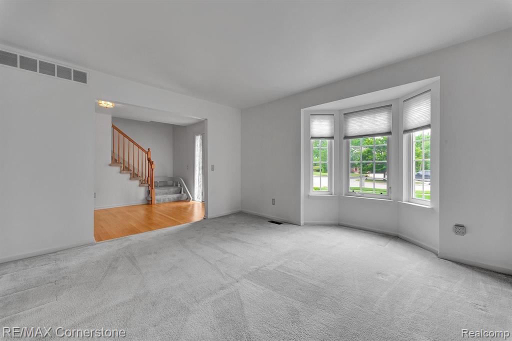 41899 CONNERWOOD Court, Canton, MI 48187 — Photo 5