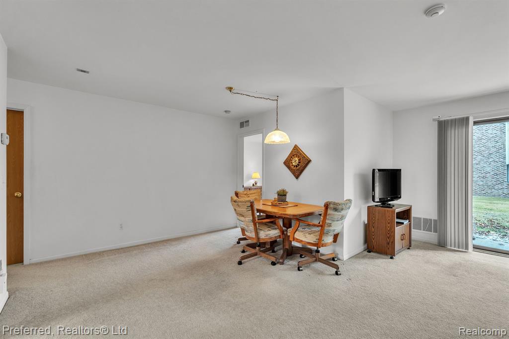 42565 LILLEY POINTE Drive, Canton, MI 48187 — Photo 14
