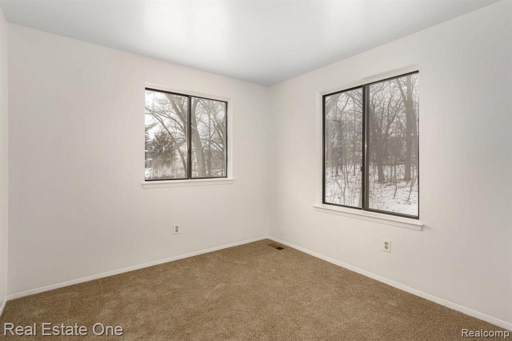 8060 MOUNTAIN VIEW, White Lake, MI — Photo 22