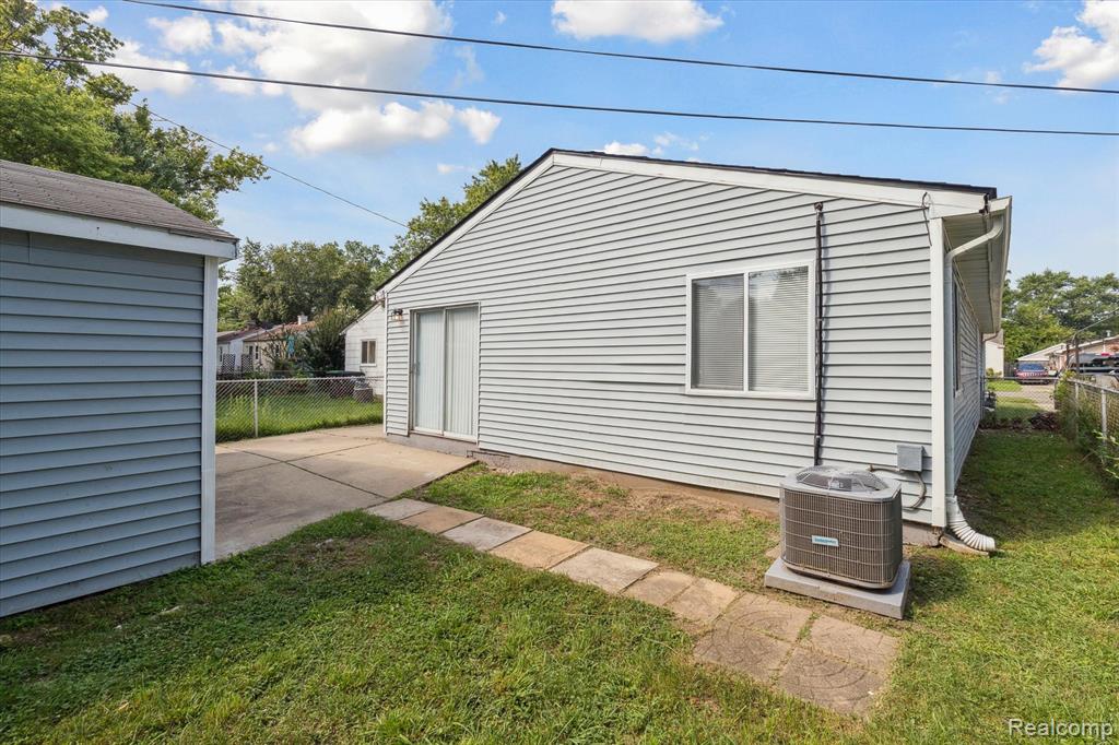 6733 Cornell Street, Taylor, MI 48180 — Photo 21