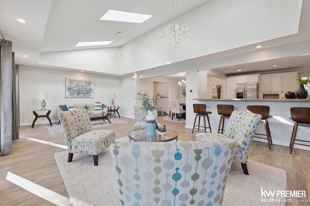 6015 Rowley Boulevard, Waterford, MI — Photo 10