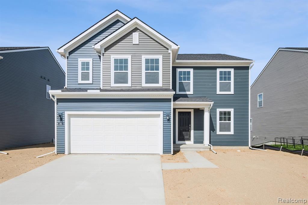 391 Edge Brook Drive W, Holly, MI 48442 — front exterior