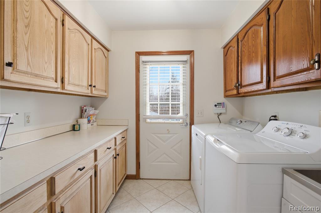 8234 E Pearson Road E, Shelby Twp, MI 48316 — Photo 8