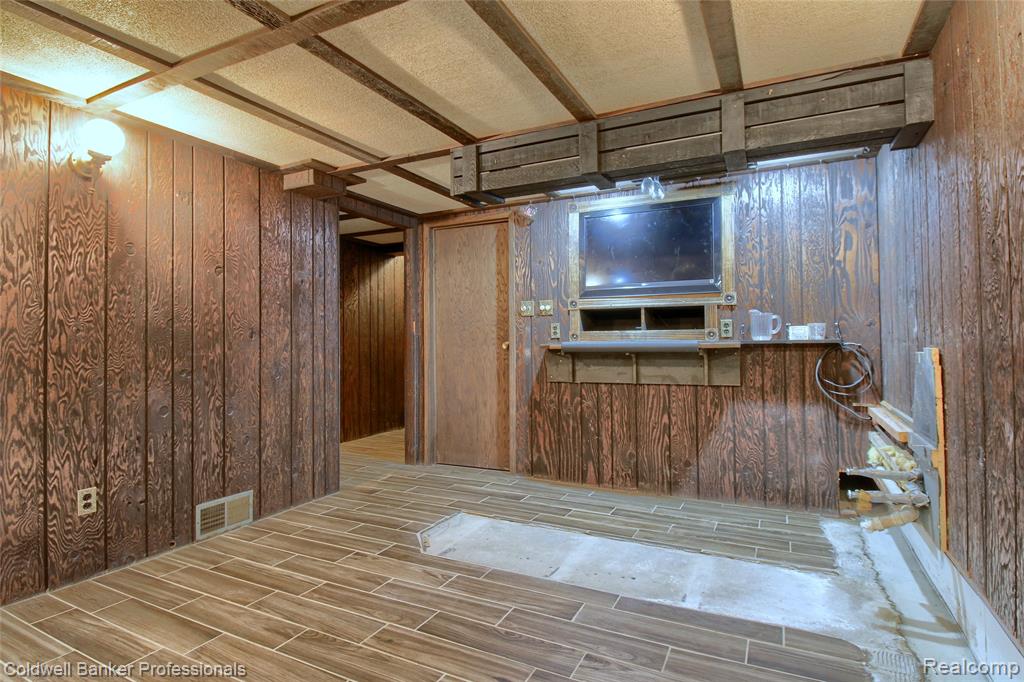 11770 Sunset Lane, Belleville, MI 48111 — Photo 31