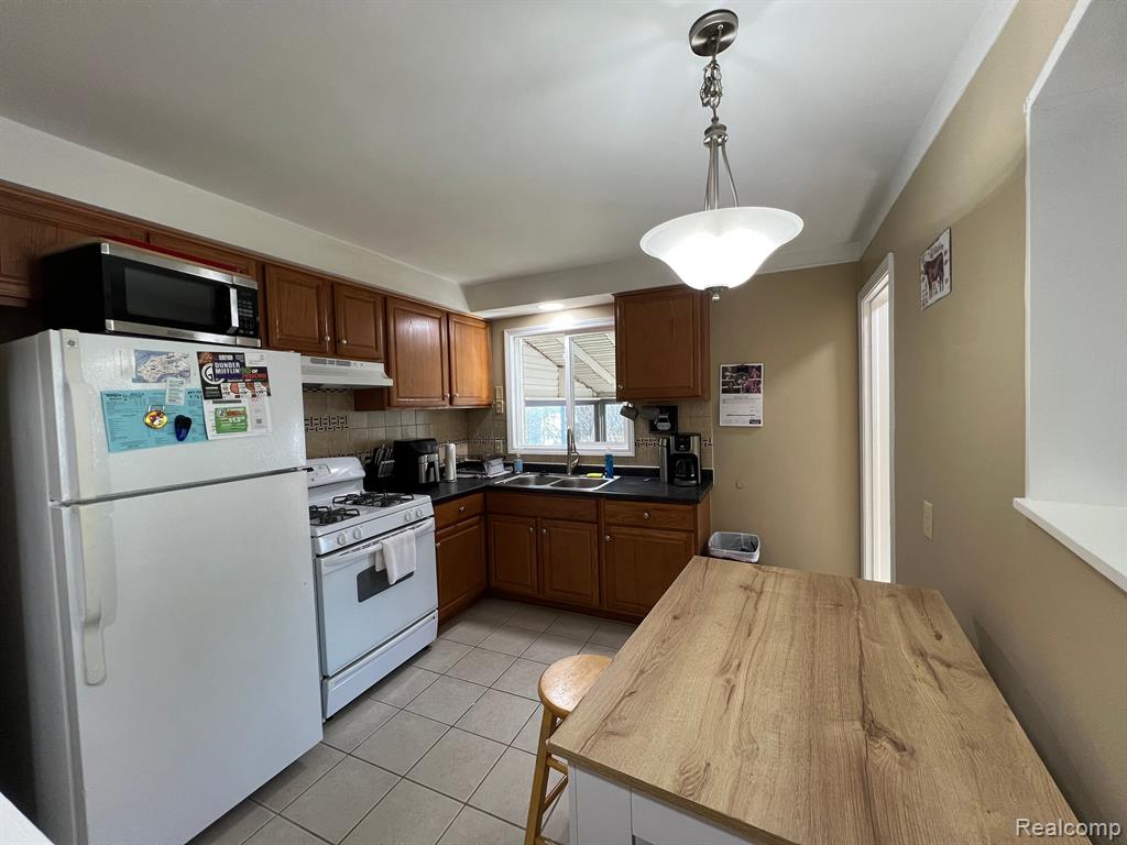 5120 CANTERBURY Lane, Warren, MI 48092 — Photo 15