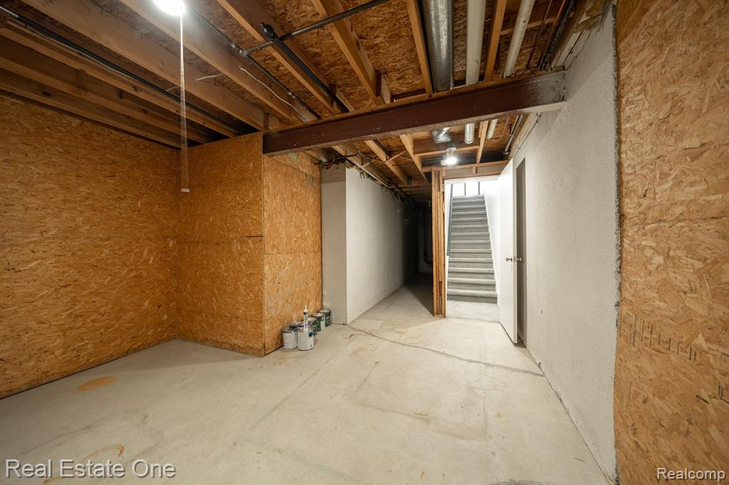 6624 Fireside Court, West Bloomfield, MI — Photo 22