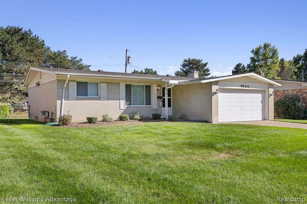 9434 PATTON Street, Livonia, MI 48150 — Photo 2