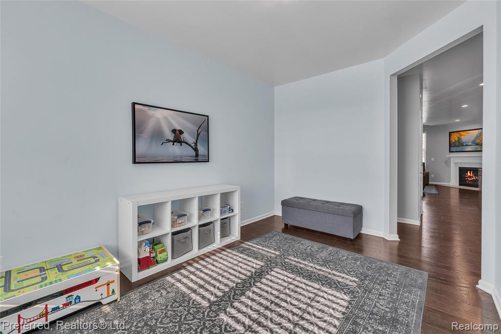 49720 Shoreline Drive, Canton, MI 48187 — Photo 9