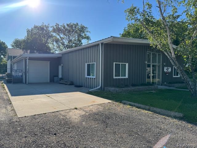 9972 Dixie Highway, Ira, MI — Photo 8