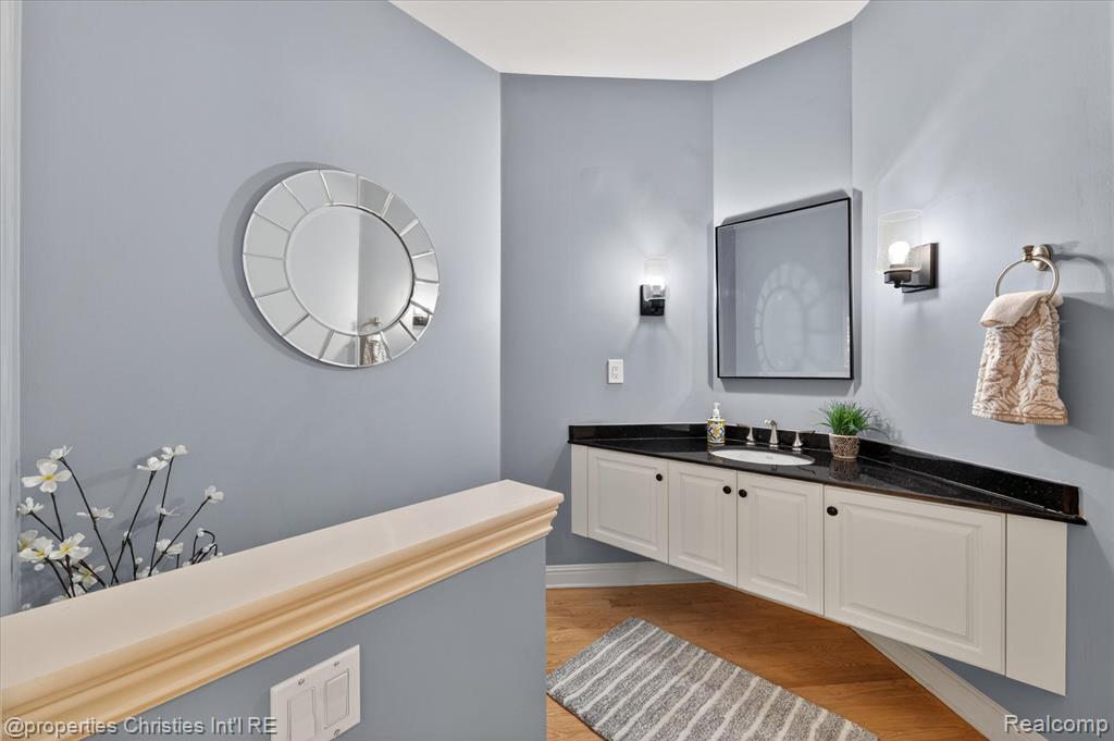 15639 Merion Court, Northville, MI 48168 — Photo 28