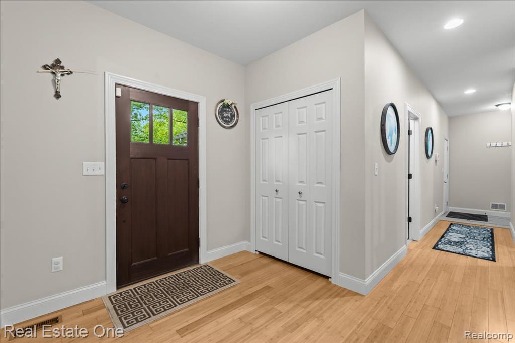 9327 VAN ANTWERP Road, Brighton, MI 48116 — Photo 8