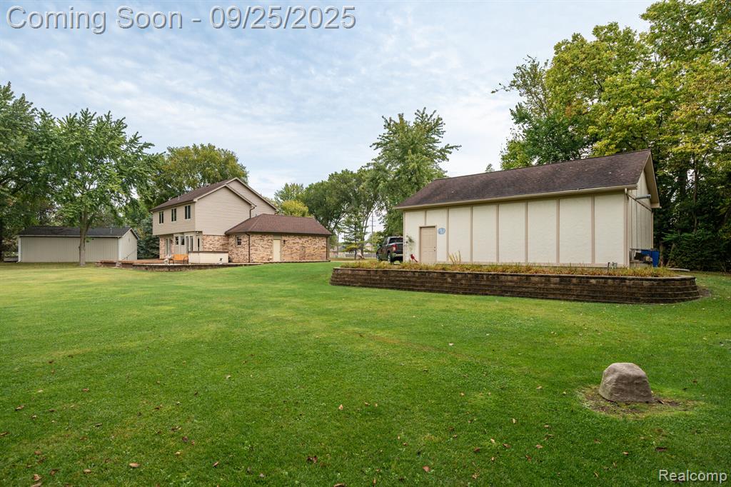 42733 Heydenreich Road, Clinton Twp, MI 48038 — Photo 36