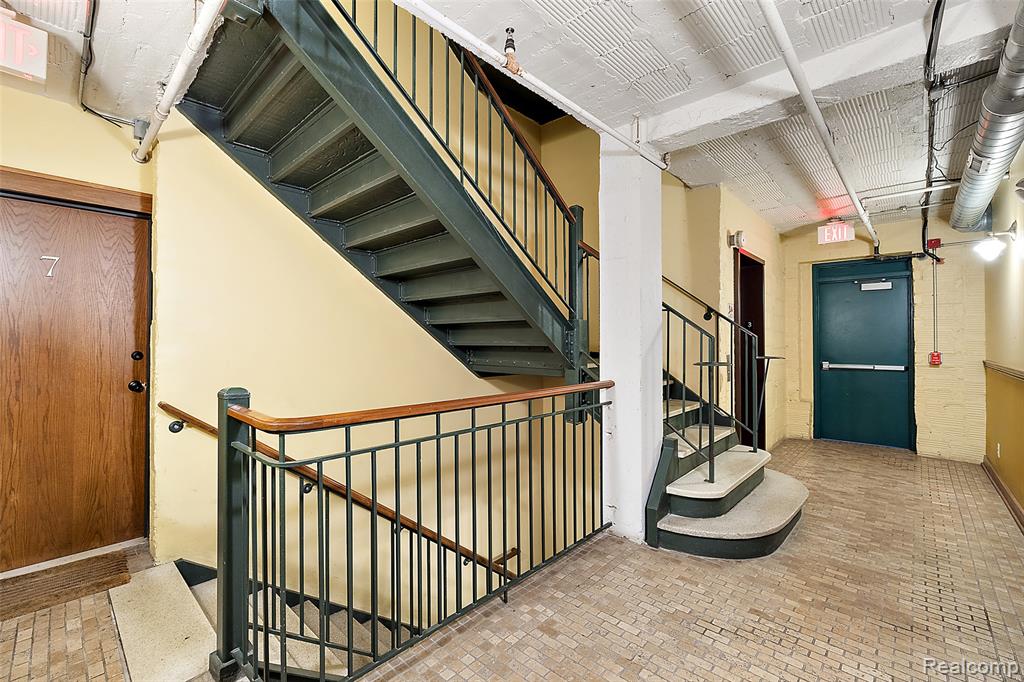 78 Watson Street, Detroit, MI 48201 — Photo 44