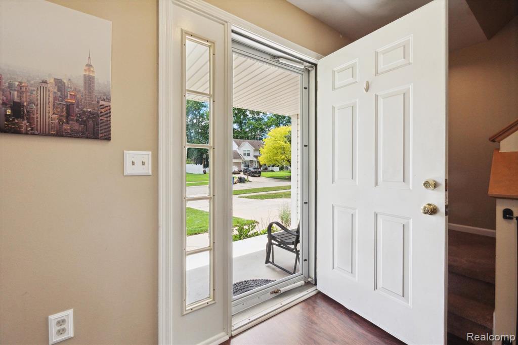 4060 STANMOOR Drive, Waterford, MI 48329 — Photo 7