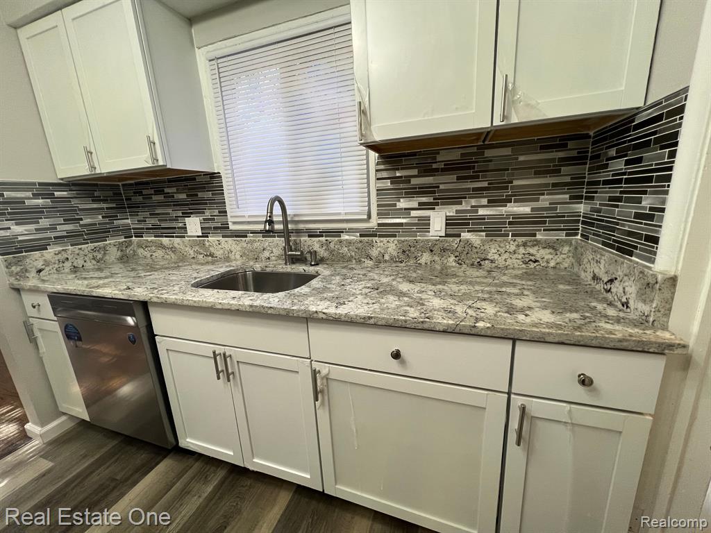 916 STEWART Avenue, Lincoln Park, MI 48146 — Photo 7