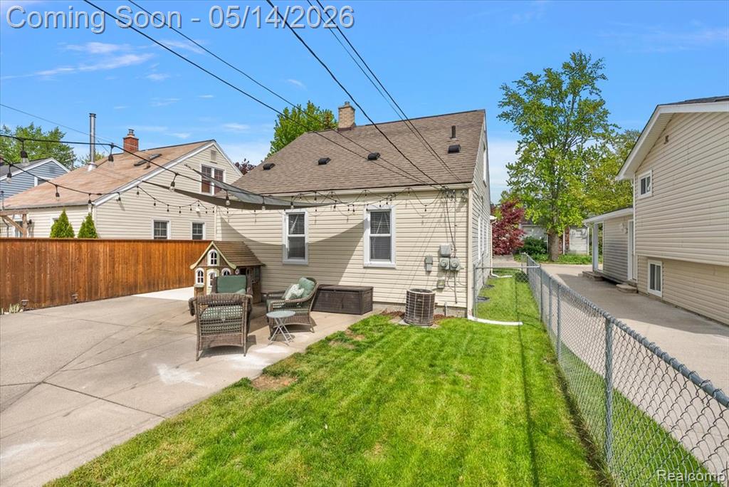 3665 Bacon Avenue, Berkley, MI 48072 — Photo 36