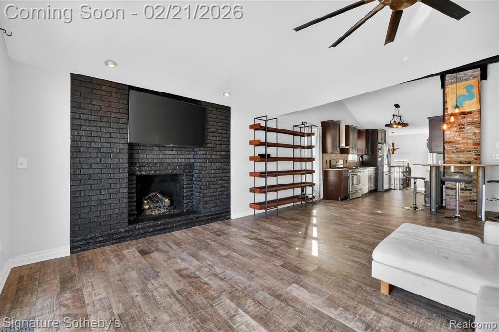 6832 Brightwood Court, Waterford, MI 48327 — Photo 18