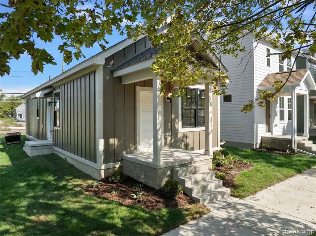 1752 Fischer Street, Detroit, MI 48214 — Photo 38