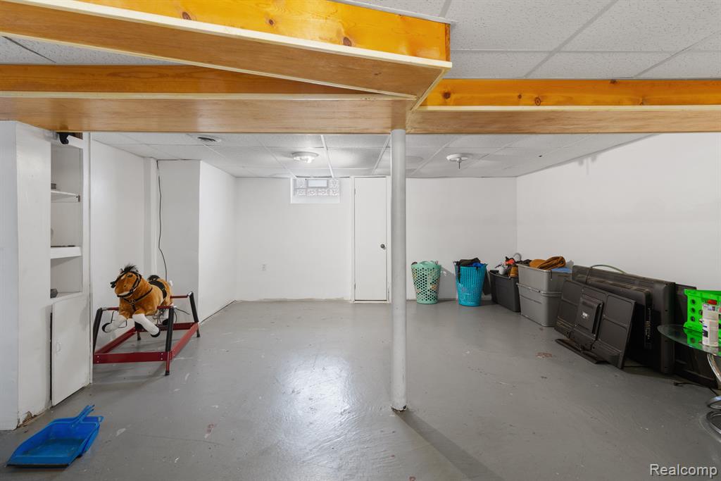 6545 ASBURY Park, Detroit, MI 48228 — Photo 20