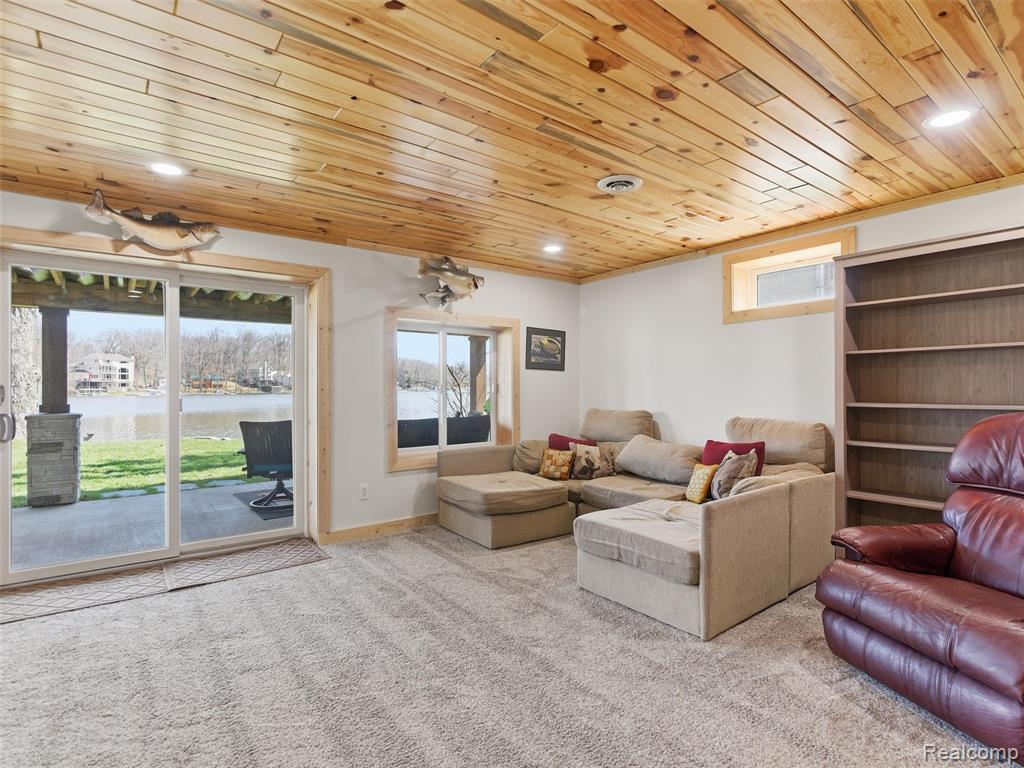 16475 Angle Drive, Linden, MI 48451 — Photo 23