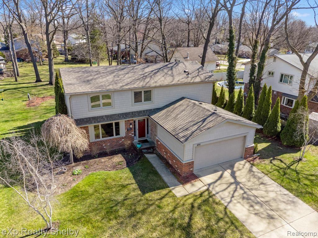 691 BARCLAY Drive, Troy, MI 48085 — Photo 61