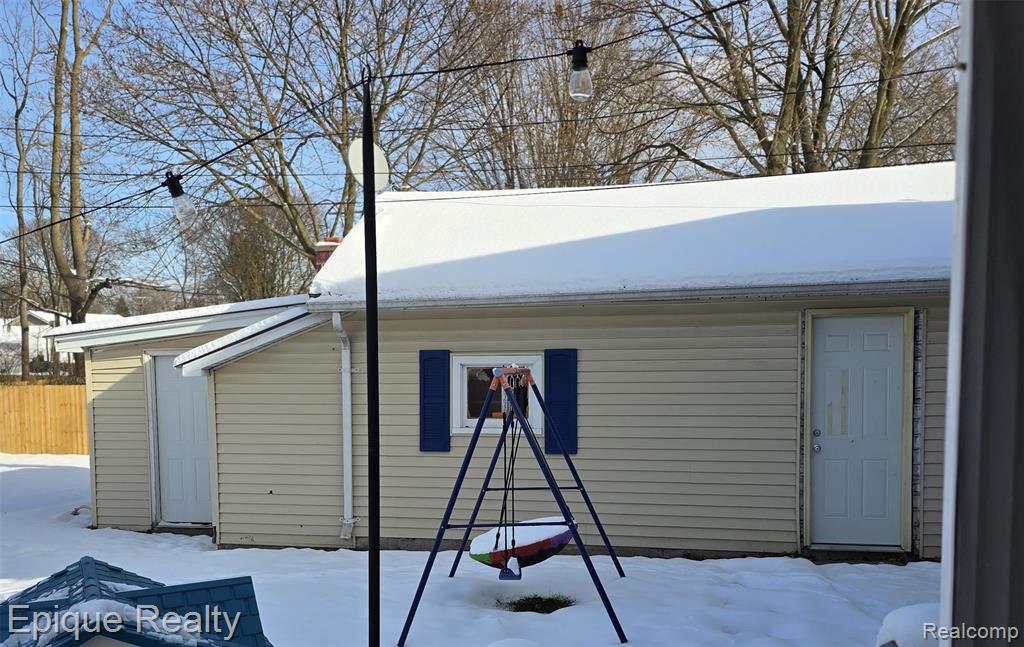 6080 Northrup Drive, Waterford, MI 48329 — Photo 30