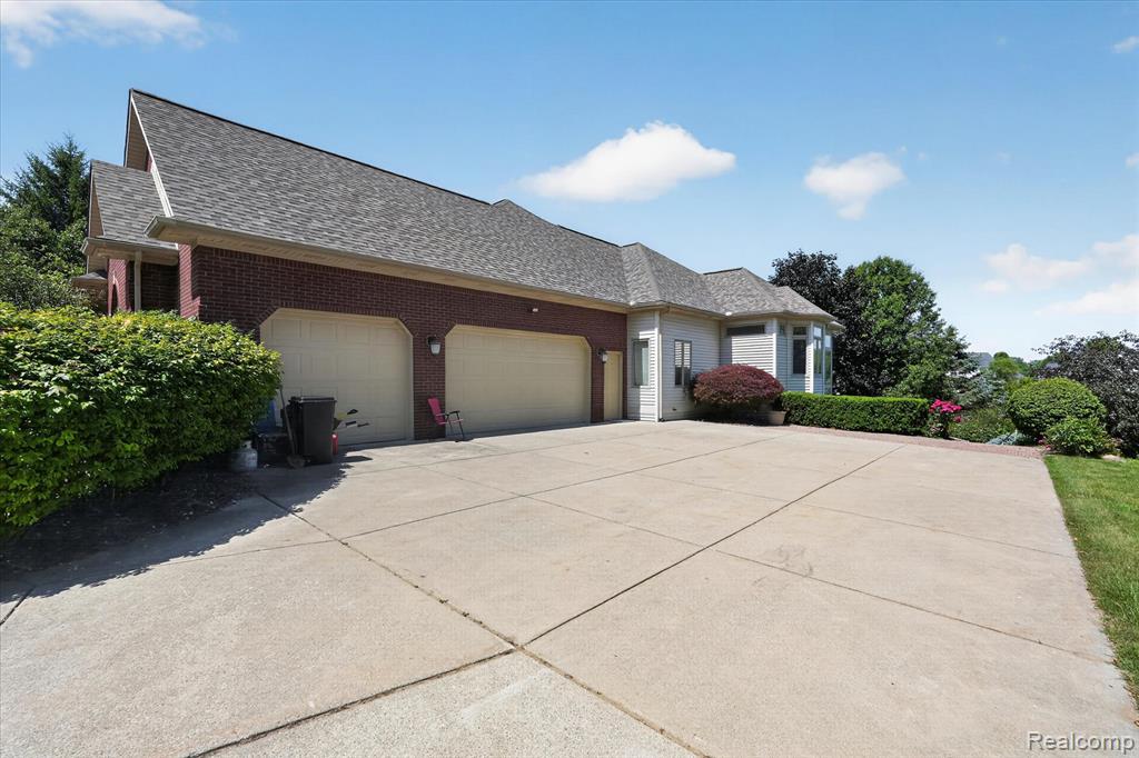 2212 Lily Court, Davison, MI 48423 — Photo 75