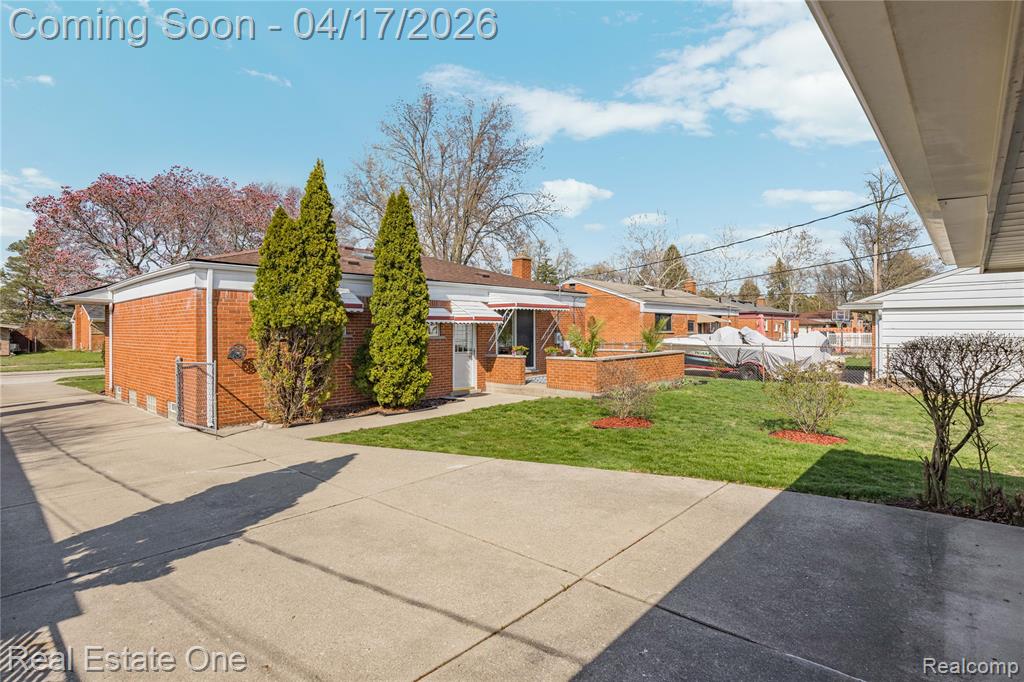 4656 Buckingham Drive, Warren, MI 48092 — Photo 3