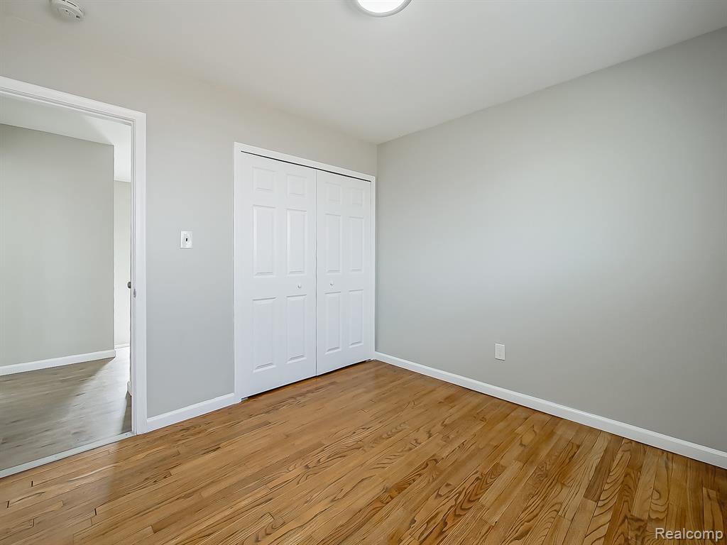 178 Summit View Court, White Lake, MI — Photo 13